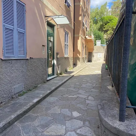 Appartamento Relax House 2, Fronte Gaslini E Vicino Al Mare-genova Sturla *
